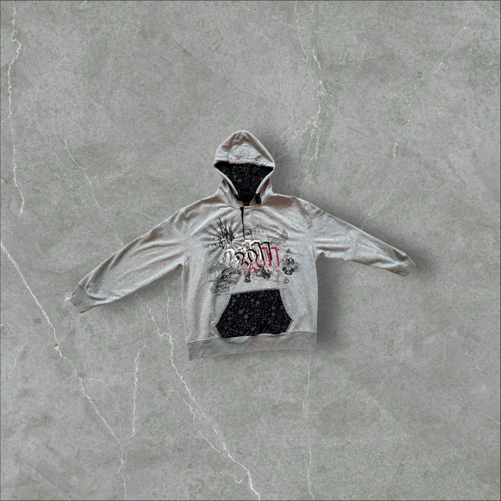 Vintage Rare 2011 Disney Hoody